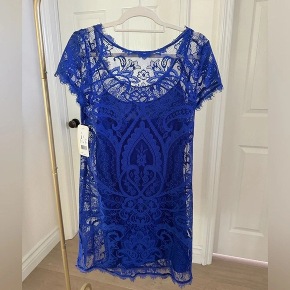 Nicole Miller cobalt blue lace dress with liner - Picture 5 of 7